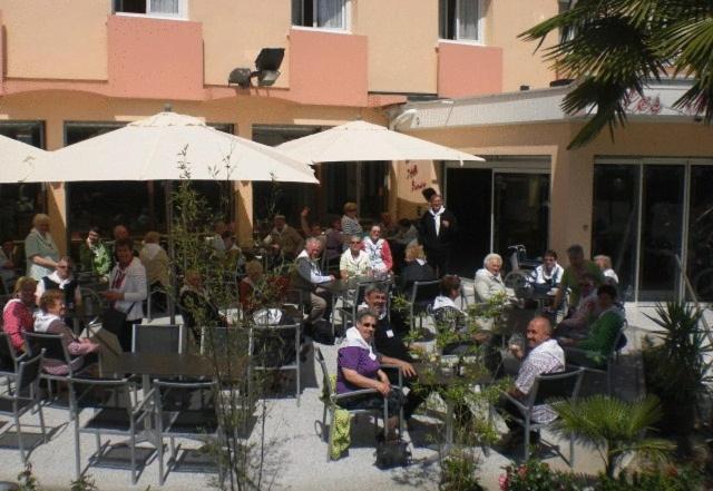 Hotel Des Rosiers Lourdes Eksteriør bilde